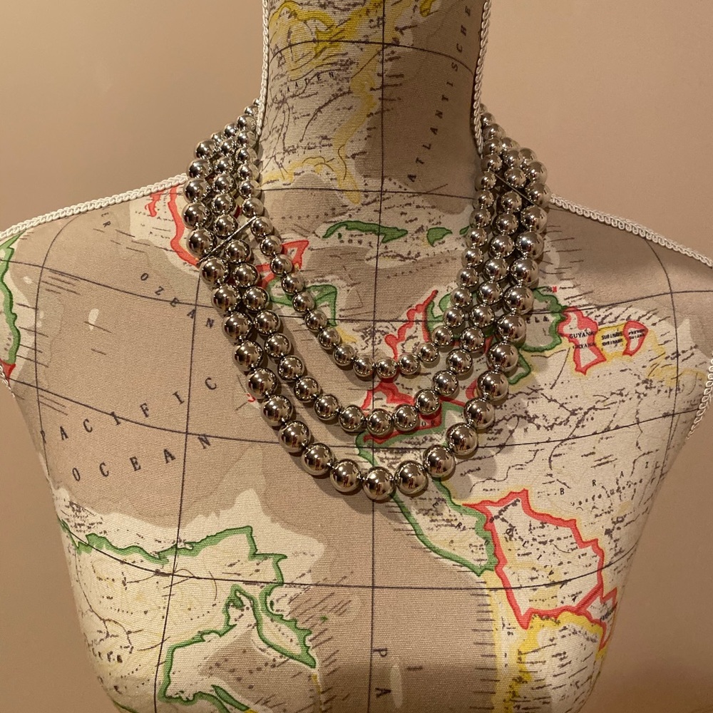 Necklace, large beads, silver